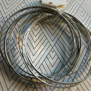 *5 For $25* 6 Bangle Bracelets
